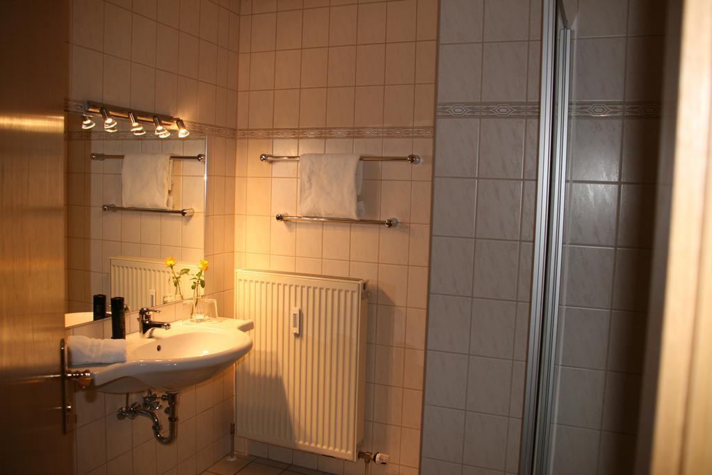 Atrium 3*