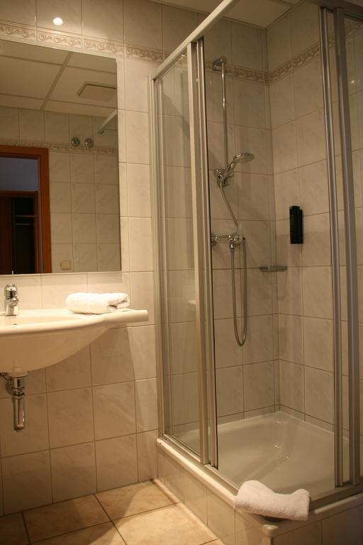 Atrium Hotel